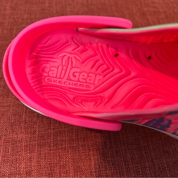 NWT SKECHERS Foamies Cali Gear GOwalk Women’s Slingback Clogs Tropical Size 7 - Picture 6 of 8